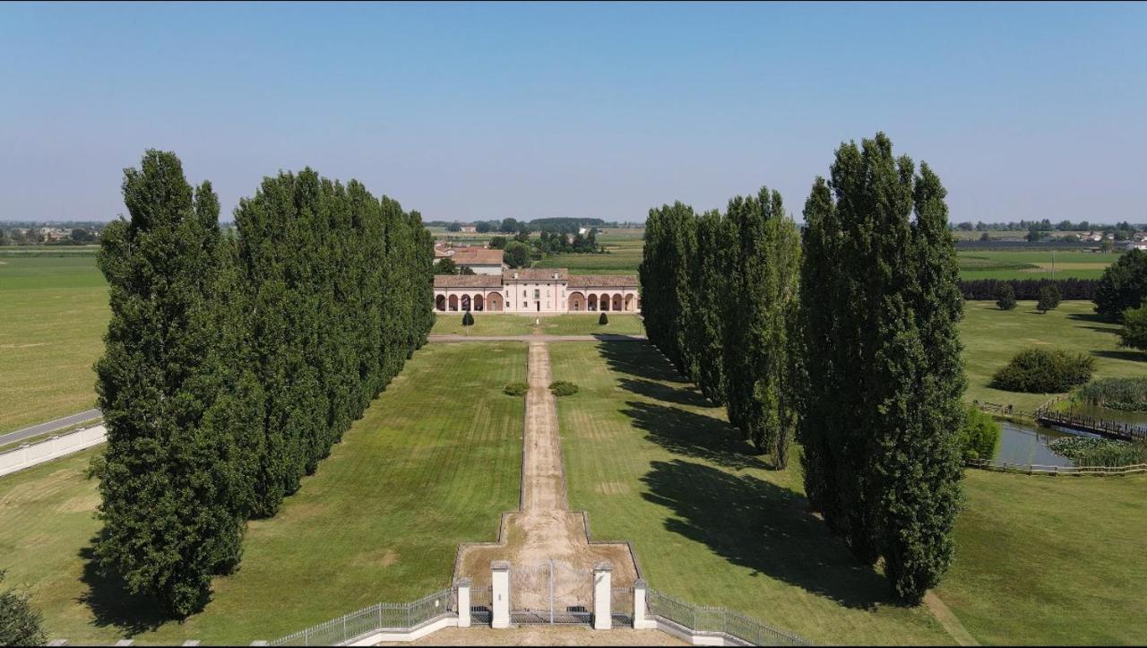 Villa Dello Spino Concordia sulla Secchia Exteriör bild